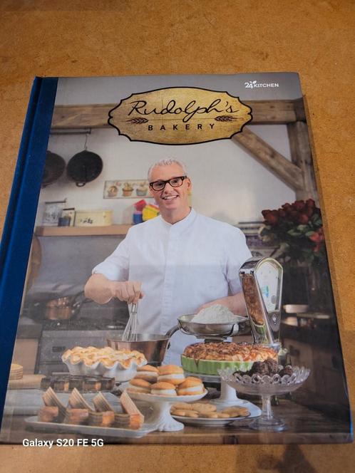 Rudolph van Veen - Rudolph's bakery, Boeken, Kookboeken, Zo goed als nieuw, Ophalen of Verzenden