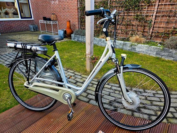 Prachtige BATAVUS ALLEGRO dames 53 cm € 650, Fietsen en Brommers, Elektrische fietsen, Zo goed als nieuw, Batavus, 51 tot 55 cm