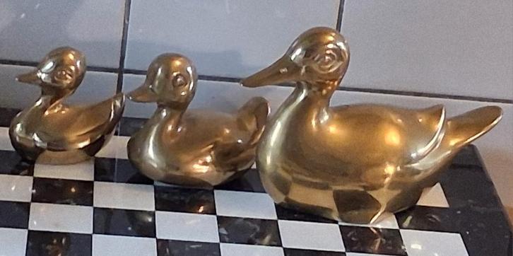 Moeder eend met haar kroost. Messing. Ca '70., Antiek en Kunst, Curiosa en Brocante, Ophalen