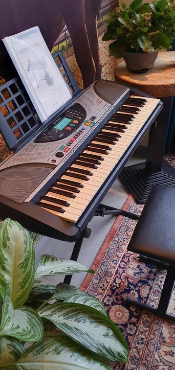 Yamaha PSR-240 keyboard piano Midi keyboard  beschikbaar voor biedingen