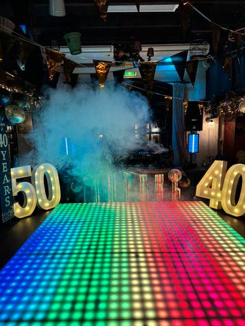 Drive-In DJ op locatie voor uw event beschikbaar voor biedingen