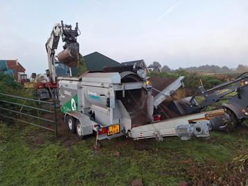 Grondzeef te huur. beschikbaar voor biedingen