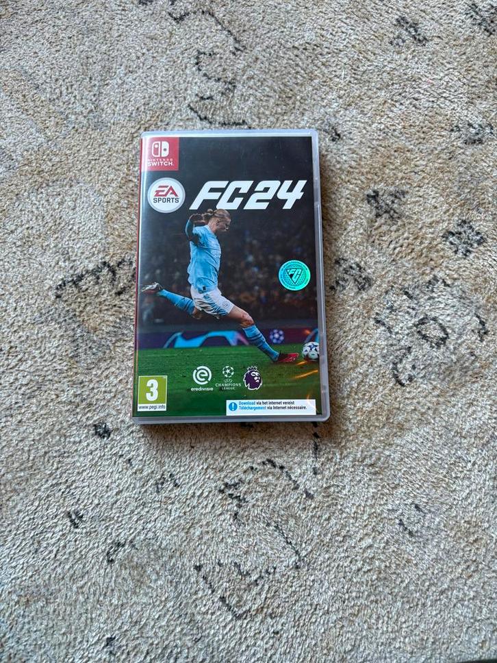 FC24 Nintendo Switch - Voetbalgame, Spelcomputers en Games, Games | Nintendo Switch, Zo goed als nieuw, Sport, 1 speler, Vanaf 3 jaar