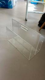 Vintage Plexiglas krantenbak, Huis en Inrichting, Woonaccessoires | Krantenbakken en Lectuurbakken, Ophalen of Verzenden, Gebruikt