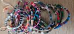 Set van 12 verschillende kleurige armbandjes van stof, nieuw, Ophalen of Verzenden, Nieuw, Overige kleuren