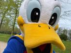 Donald Duck Mascotte kinderfeestje entertainment, Hobby en Vrije tijd, Feestartikelen | Verhuur, Verzenden, Nieuw, Verjaardag