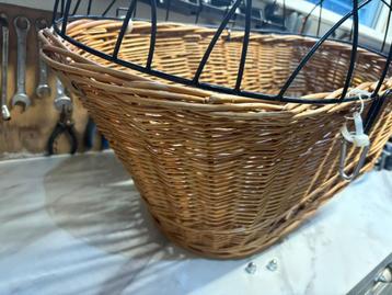 Fietsmand hond Basil hondenfietsmand beschikbaar voor biedingen