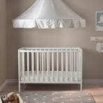 IKEA SUNDVIK ledikant/babybed/peuterbedje + matras, Kinderen en Baby's, Kinderkamer | Bedden, Gebruikt, Minder dan 70 cm, Minder dan 140 cm