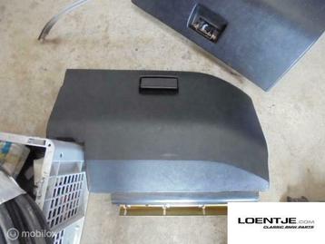 Dashboardkastje BMW e12 518 520 525 etc beschikbaar voor biedingen