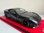 Ferrari 812 Competizione (MR Models), Hobby en Vrije tijd, Modelauto's | 1:18, Ophalen of Verzenden, Zo goed als nieuw, Overige merken