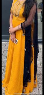 Indiase kleding (anarkali), Kleding | Dames, Gelegenheidskleding, Ophalen of Verzenden, Zo goed als nieuw, Overige typen