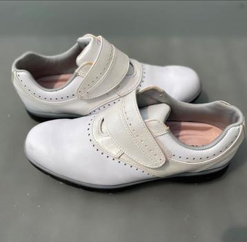 Leten dames golfschoenen 38,5 beschikbaar voor biedingen