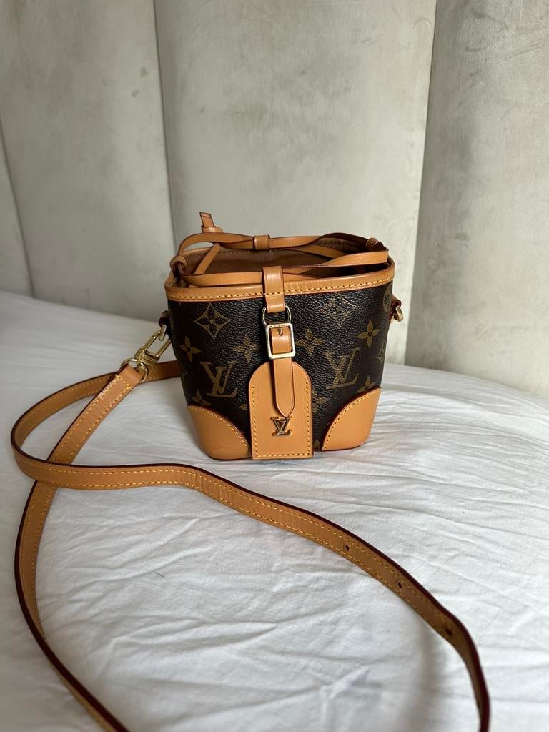 Louis Vuitton mini bucket, Ophalen of Verzenden, Zo goed als nieuw, Bruin
