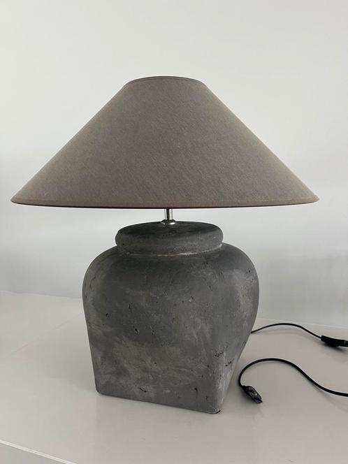 Grijze Kruiklamp zinder kap, Huis en Inrichting, Lampen | Tafellampen, Zo goed als nieuw, 50 tot 75 cm, Overige materialen, Ophalen of Verzenden