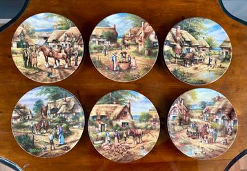 Vintage Decoratieve Borden Set beschikbaar voor biedingen
