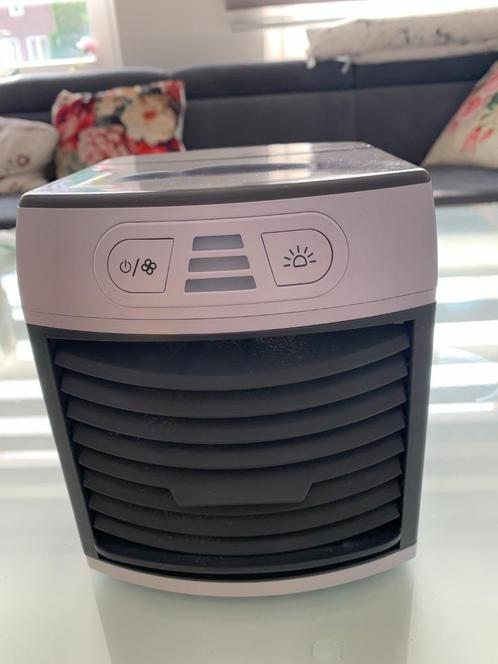 Aqua Laser Air Cooler – Compacte luchtkoeler met USB-aanslui, Witgoed en Apparatuur, Airco's, Gebruikt, Mobiele airco, Minder dan 60 m³