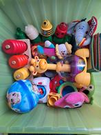 Doos met babyspeelgoed incl. 3 houten puzzels., Ophalen of Verzenden, Gebruikt, Overige typen