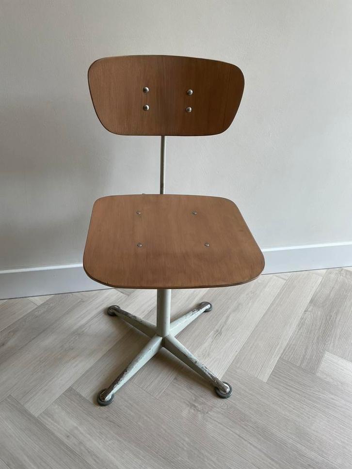 Bureaustoel Ahrend de Cirkel, Huis en Inrichting, Bureaustoelen, Gebruikt, Bureaustoel, Grijs, Ophalen