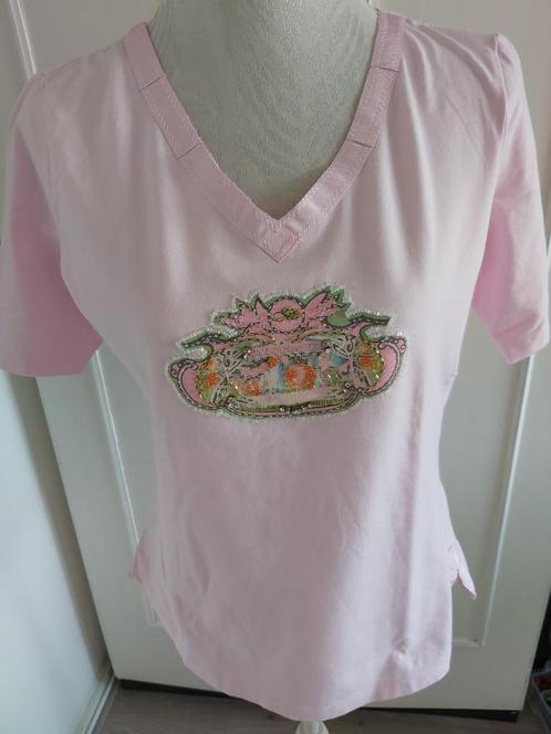 T-Shirt, Kleding | Dames, T-shirts, Zo goed als nieuw, Maat 38/40 (M), Roze, Korte mouw, Ophalen of Verzenden