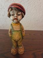 beeldje keramiek jongen met baret H.M. Copy Verb, Ophalen of Verzenden, Zo goed als nieuw, Mens