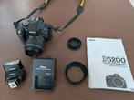 Nikon D5200 + AF-S NIKKOR 18-55 mm, Audio, Tv en Foto, Fotocamera's Digitaal, Ophalen, Spiegelreflex, Zo goed als nieuw, Nikon