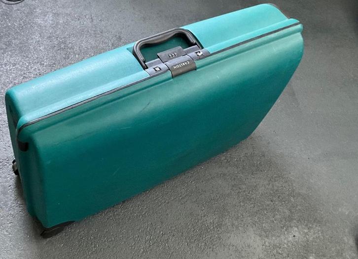 Mooie CARLTON koffer met handgreep, wielen en slot., Sieraden, Tassen en Uiterlijk, Koffers, Gebruikt, Hard kunststof, 70 cm of meer