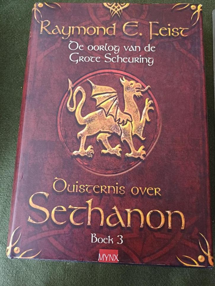 Raymond feist:duisternis over sethanon mynx uitgave hardcove, Boeken, Fantasy, Gelezen, Ophalen