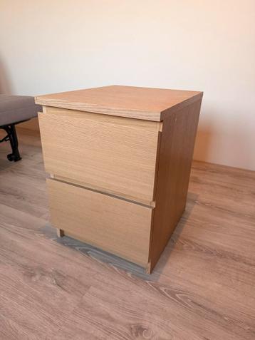 2 IKEA MALM Nachtkastjes - afbeelding 1
