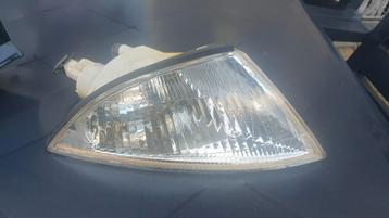 Mitsubishi Carisma 1.6
Knipperlicht rechts beschikbaar voor biedingen