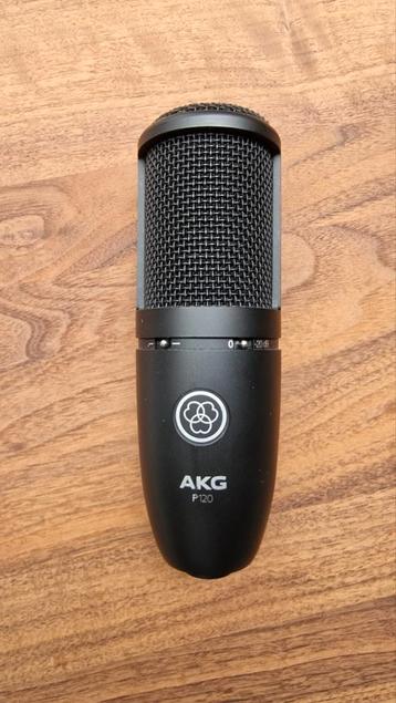 AKG P120 Studiomicrofoon + Arm beschikbaar voor biedingen