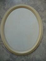 Grote creme kleurige ovale lijst met ontsp. glas., Huis en Inrichting, Woonaccessoires | Lijsten, Ophalen, Minder dan 50 cm, Gebruikt