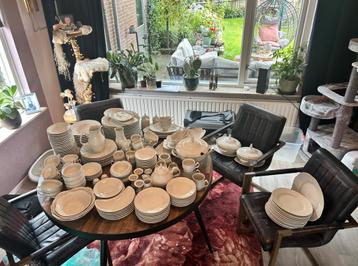 Zeeeer compleet en uniek Bernadotte Servies! beschikbaar voor biedingen