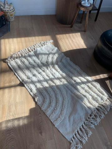 Vloerkleed beschikbaar voor biedingen