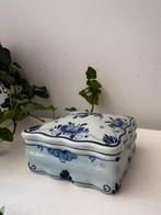 Delfts blauw porseleinen doosje gemerkt, Ophalen of Verzenden