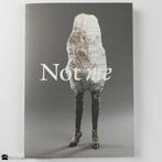 Alet Pilon – Not Me – 2011, Ophalen of Verzenden, Zo goed als nieuw, Alet Pilon, Schilder- en Tekenkunst