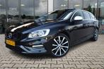 Volvo V60 1.6 T3 R-Design | Trekhaak | Navi | 18 Inch |, Zwart, 4 cilinders, 150 pk, Zwart