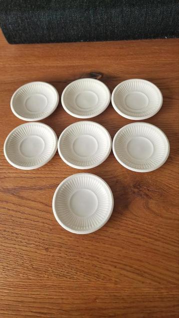Wedgwood Edme 7 bonbonbordjes 8 cm theetipjes beschikbaar voor biedingen