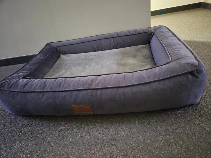 Petlando orthopedisch hondenkussen NIEUWSTAAT, Dieren en Toebehoren, Hondenmanden, Nieuw, Overige, Ophalen