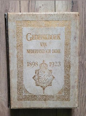 Gedenkboek van Nederlandsch -Indië 1898–1923–Jubileumuitgave beschikbaar voor biedingen
