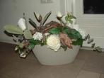 Ovalen pot met kunstbloemen en tak, Huis en Inrichting, Ophalen of Verzenden, Gebruikt, Binnen