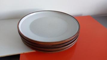 Lucie Q. Bakker, dinerborden Quirina, vintage design  beschikbaar voor biedingen