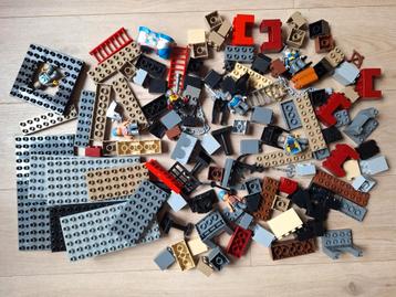Lego Duplo ridder, kasteel onderdelen  beschikbaar voor biedingen