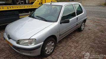 Peugeot 106 2001 1.1i HFX Grijs onderdelen beschikbaar voor biedingen