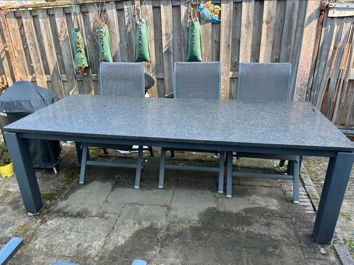 6 persoons tuintafel, stalen poten met granieten blad, Tuin en Terras, Tuintafels, Gebruikt, Rechthoekig, Overige materialen, Ophalen