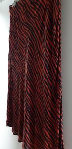 Question rok met print roest bruin zwart, Kleding | Dames, Rokken, Zwart, Ophalen of Verzenden, Zo goed als nieuw, Onder de knie