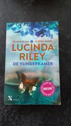 Lucinda Riley - De vlinderkamer, Lucinda Riley, Ophalen of Verzenden, Zo goed als nieuw, Nederland