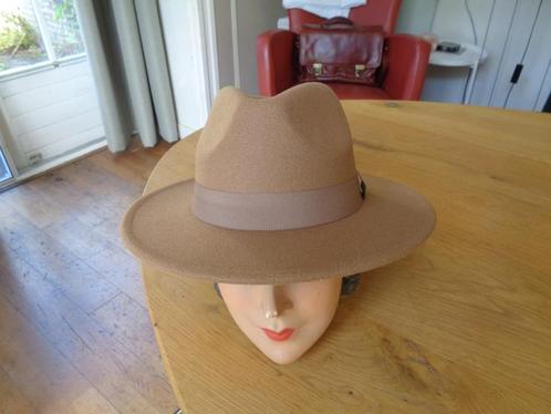 hoeden:mt 56/57, 57/58: (beige/zwart), Kleding | Dames, Hoeden en Petten, Nieuw, Hoed, 56 of 57 cm (M, 7 of 7⅛ inch), Ophalen of Verzenden
