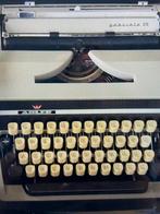 Vintage typemachine Adler Gabriele 25 in koffer, Diversen, Typemachines, Ophalen, Zo goed als nieuw
