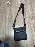 Gucci Kross Tas - Gebruikt, Goede Staat, Sieraden, Tassen en Uiterlijk, Tassen | Schoudertassen, Overige merken, Gebruikt, Zwart