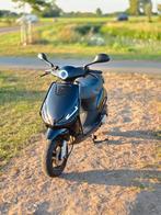 Piaggio zip iget 2018 brom, Fietsen en Brommers, Scooters | Piaggio, Ophalen, Maximaal 45 km/u, Zip, Zo goed als nieuw
